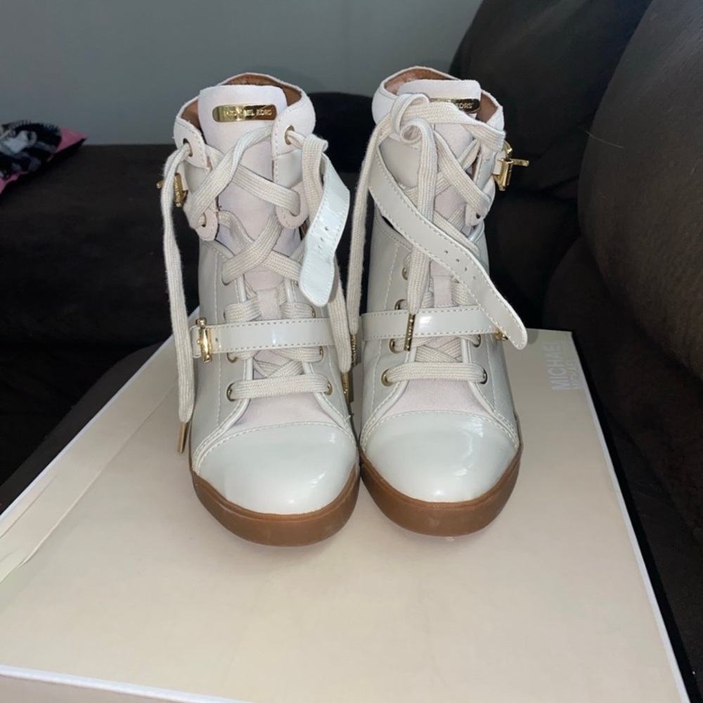 Michael Kors wedge boots/sneakers Sz 8